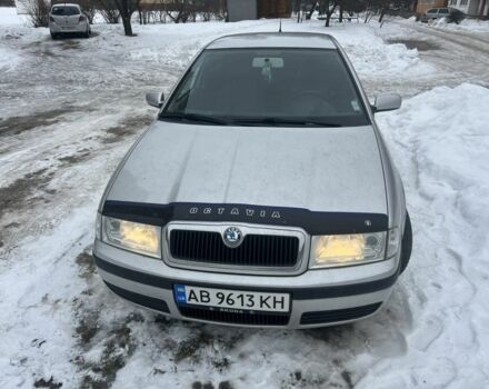 Серый Шкода Октавия, объемом двигателя 1.6 л и пробегом 172 тыс. км за 3900 $, фото 1 на Automoto.ua