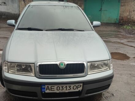 Шкода Октавия 2003 в Кривом Роге на Automoto.ua Серый Шкода Октавия, объемом двигателя 1.8 л и пробегом 350 тыс. км за 4500 $, фото 1 на Automoto.ua