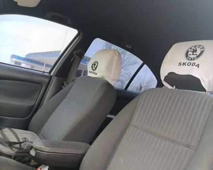 Сірий Шкода Октавія, об'ємом двигуна 2 л та пробігом 303 тис. км за 3949 $, фото 1 на Automoto.ua