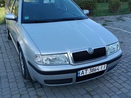 Шкода Октавия 2003 в Ивано-Франковске на Automoto.ua Серый Шкода Октавия, объемом двигателя 1.6 л и пробегом 217 тыс. км за 5000 $, фото 1 на Automoto.ua