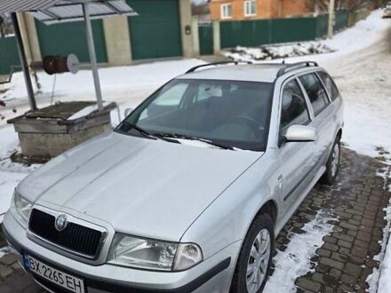 Сірий Шкода Октавія, об'ємом двигуна 1.6 л та пробігом 305 тис. км за 3900 $, фото 1 на Automoto.ua