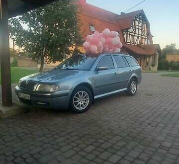 Серый Шкода Октавия, объемом двигателя 1.6 л и пробегом 275 тыс. км за 3500 $, фото 1 на Automoto.ua