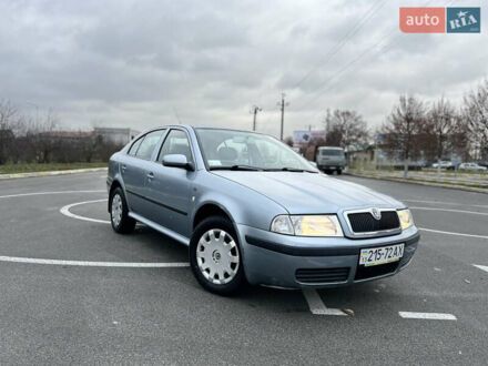 Сірий Шкода Октавія, об'ємом двигуна 1.6 л та пробігом 100 тис. км за 5499 $, фото 1 на Automoto.ua