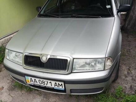 Серый Шкода Октавия, объемом двигателя 1.6 л и пробегом 570 тыс. км за 4000 $, фото 1 на Automoto.ua