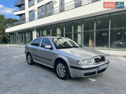 Шкода Октавия 2004 в Ровно на Automoto.ua Серый Шкода Октавия, объемом двигателя 1.9 л и пробегом 453 тыс. км за 3450 $, фото 1 на Automoto.ua