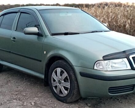 Шкода Октавия 2004 в Белой Церкве на Automoto.ua Серый Шкода Октавия, объемом двигателя 1.4 л и пробегом 240 тыс. км за 2100 $, фото 1 на Automoto.ua