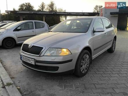 Шкода Октавия 2004 в Чернигове на Automoto.ua Серый Шкода Октавия, объемом двигателя 1.6 л и пробегом 230 тыс. км за 4950 $, фото 1 на Automoto.ua