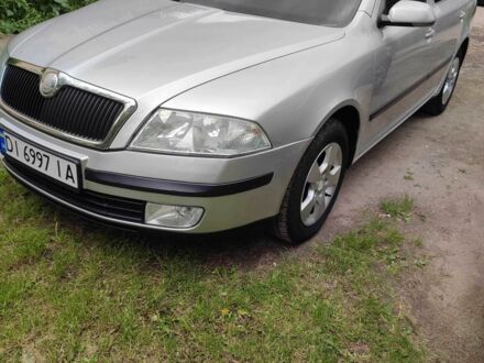 Серый Шкода Октавия, объемом двигателя 1.6 л и пробегом 250 тыс. км за 5500 $, фото 1 на Automoto.ua