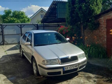 Сірий Шкода Октавія, об'ємом двигуна 1.78 л та пробігом 259 тис. км за 5200 $, фото 1 на Automoto.ua
