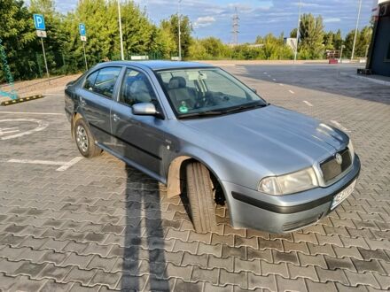 Шкода Октавия 2004 в Кривом Роге на Automoto.ua Серый Шкода Октавия, объемом двигателя 1.6 л и пробегом 406 тыс. км за 5000 $, фото 1 на Automoto.ua