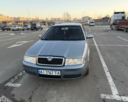 Серый Шкода Октавия, объемом двигателя 1.6 л и пробегом 231 тыс. км за 4300 $, фото 1 на Automoto.ua