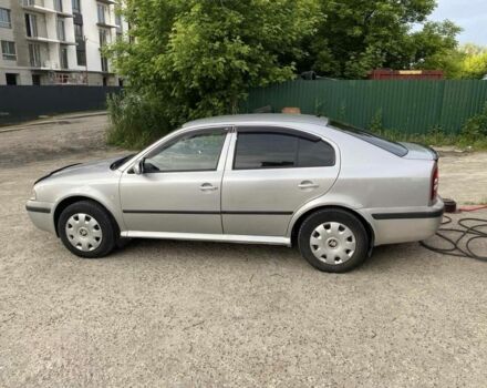 Сірий Шкода Октавія, об'ємом двигуна 1.6 л та пробігом 300 тис. км за 4000 $, фото 1 на Automoto.ua