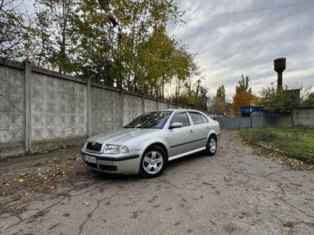 Серый Шкода Октавия, объемом двигателя 1.6 л и пробегом 249 тыс. км за 4000 $, фото 1 на Automoto.ua