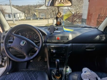 Шкода Октавия 2004 в Каневе на Automoto.ua Серый Шкода Октавия, объемом двигателя 2 л и пробегом 280 тыс. км за 4000 $, фото 1 на Automoto.ua