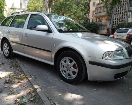 Серый Шкода Октавия, объемом двигателя 1.8 л и пробегом 215 тыс. км за 5500 $, фото 1 на Automoto.ua