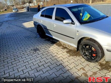 Шкода Октавія 2004 у Дунаевцах на Automoto.ua Сірий Шкода Октавія, об'ємом двигуна 18 л та пробігом 110 тис. км за 3400 $, фото 1 на Automoto.ua