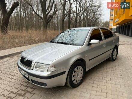 Серый Шкода Октавия, объемом двигателя 1.6 л и пробегом 200 тыс. км за 5000 $, фото 1 на Automoto.ua