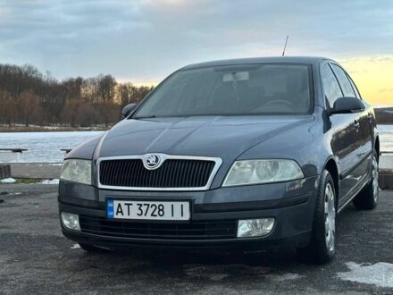 Серый Шкода Октавия, объемом двигателя 2 л и пробегом 420 тыс. км за 5300 $, фото 1 на Automoto.ua