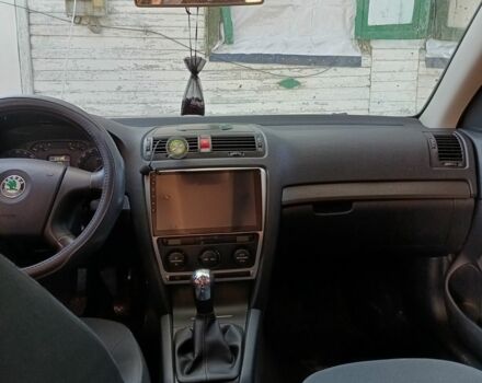 Серый Шкода Октавия, объемом двигателя 2 л и пробегом 246 тыс. км за 5300 $, фото 1 на Automoto.ua