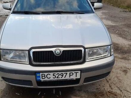 Серый Шкода Октавия, объемом двигателя 1.6 л и пробегом 238 тыс. км за 3800 $, фото 1 на Automoto.ua