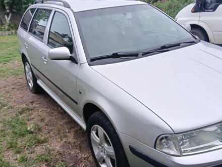 Сірий Шкода Октавія, об'ємом двигуна 0 л та пробігом 205 тис. км за 3998 $, фото 1 на Automoto.ua