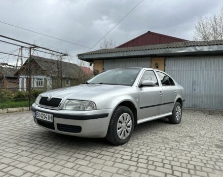 Серый Шкода Октавия, объемом двигателя 1.6 л и пробегом 245 тыс. км за 3999 $, фото 1 на Automoto.ua