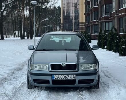 Серый Шкода Октавия, объемом двигателя 1.6 л и пробегом 231 тыс. км за 4500 $, фото 1 на Automoto.ua