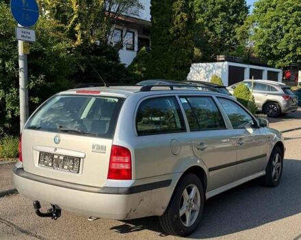 Серый Шкода Октавия, объемом двигателя 1.6 л и пробегом 190 тыс. км за 4399 $, фото 1 на Automoto.ua
