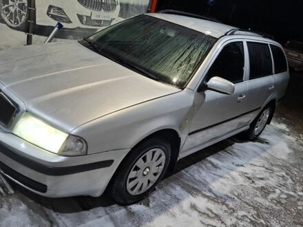 Серый Шкода Октавия, объемом двигателя 0 л и пробегом 193 тыс. км за 1550 $, фото 1 на Automoto.ua