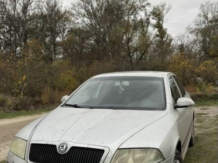 Шкода Октавия 2004 в Изюме на Automoto.ua Серый Шкода Октавия, объемом двигателя 1.9 л и пробегом 495 тыс. км за 3299 $, фото 1 на Automoto.ua
