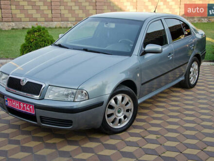 Серый Шкода Октавия, объемом двигателя 1.6 л и пробегом 250 тыс. км за 5600 $, фото 1 на Automoto.ua