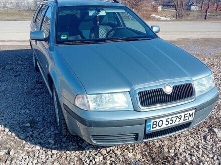 Серый Шкода Октавия, объемом двигателя 1.6 л и пробегом 239 тыс. км за 4800 $, фото 1 на Automoto.ua