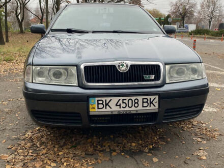 Серый Шкода Октавия, объемом двигателя 1.6 л и пробегом 350 тыс. км за 4800 $, фото 1 на Automoto.ua