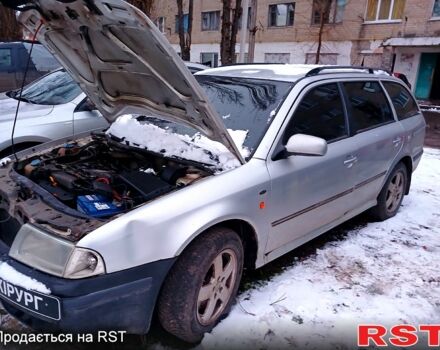 Серый Шкода Октавия, объемом двигателя 1.8 л и пробегом 480 тыс. км за 1200 $, фото 1 на Automoto.ua