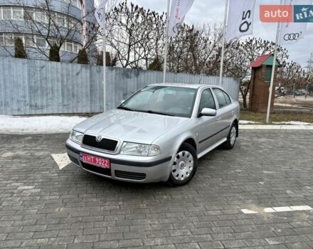 Серый Шкода Октавия, объемом двигателя 1.6 л и пробегом 134 тыс. км за 5999 $, фото 1 на Automoto.ua