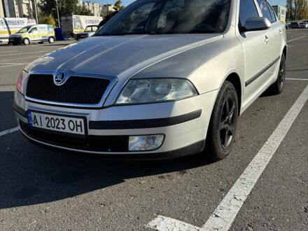 Шкода Октавия 2004 в Киеве на Automoto.ua Серый Шкода Октавия, объемом двигателя 1.9 л и пробегом 382 тыс. км за 5200 $, фото 1 на Automoto.ua