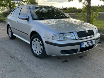 Шкода Октавия 2004 в Новониколаевке на Automoto.ua Серый Шкода Октавия, объемом двигателя 1.6 л и пробегом 154 тыс. км за 5600 $, фото 1 на Automoto.ua