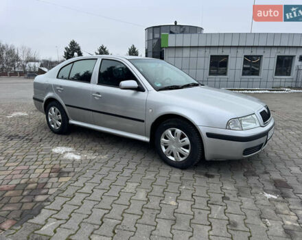 Серый Шкода Октавия, объемом двигателя 1.6 л и пробегом 157 тыс. км за 4650 $, фото 1 на Automoto.ua