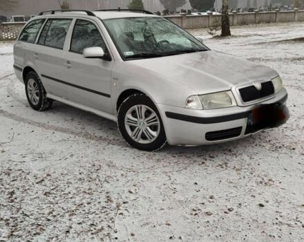 Сірий Шкода Октавія, об'ємом двигуна 2 л та пробігом 400 тис. км за 2400 $, фото 1 на Automoto.ua