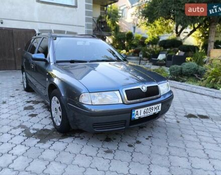 Сірий Шкода Октавія, об'ємом двигуна 1.6 л та пробігом 355 тис. км за 5200 $, фото 1 на Automoto.ua