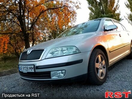 Шкода Октавія 2004 у Дніпро (Дніпропетровську) на Automoto.ua Сірий Шкода Октавія, об'ємом двигуна 1.6 л та пробігом 136 тис. км за 6000 $, фото 1 на Automoto.ua