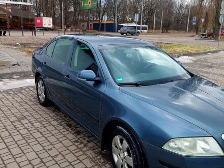 Сірий Шкода Октавія, об'ємом двигуна 1.6 л та пробігом 430 тис. км за 5000 $, фото 1 на Automoto.ua