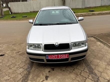 Серый Шкода Октавия, объемом двигателя 1.6 л и пробегом 250 тыс. км за 5500 $, фото 1 на Automoto.ua