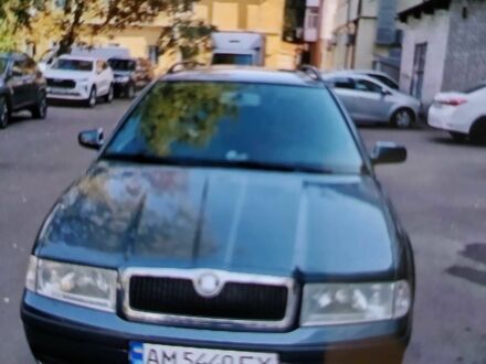 Шкода Октавия 2004 в Житомире на Automoto.ua Серый Шкода Октавия, объемом двигателя 1.6 л и пробегом 320 тыс. км за 4000 $, фото 1 на Automoto.ua