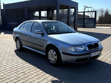 Сірий Шкода Октавія, об'ємом двигуна 1.6 л та пробігом 251 тис. км за 4999 $, фото 1 на Automoto.ua