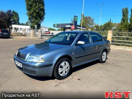 Сірий Шкода Октавія, об'ємом двигуна 1.6 л та пробігом 250 тис. км за 4100 $, фото 1 на Automoto.ua