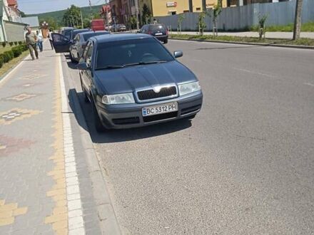 Шкода Октавия 2004 в Старом Самборе на Automoto.ua Серый Шкода Октавия, объемом двигателя 1.9 л и пробегом 236 тыс. км за 4600 $, фото 1 на Automoto.ua