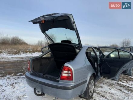 Шкода Октавия 2004 в Ивано-Франковске на Automoto.ua Серый Шкода Октавия, объемом двигателя 1.6 л и пробегом 143 тыс. км за 5900 $, фото 1 на Automoto.ua