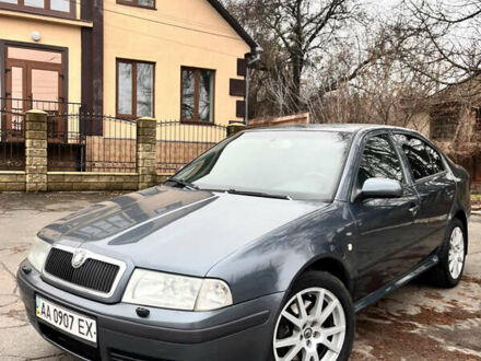 Серый Шкода Октавия, объемом двигателя 1.8 л и пробегом 260 тыс. км за 4300 $, фото 1 на Automoto.ua