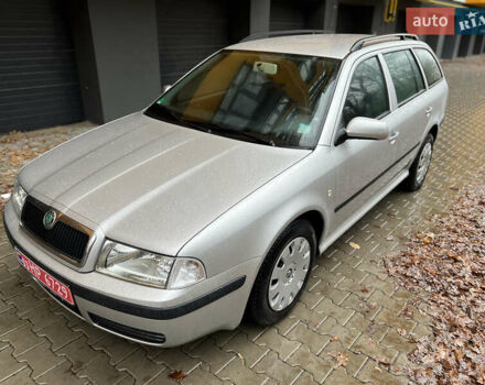 Сірий Шкода Октавія, об'ємом двигуна 1.6 л та пробігом 213 тис. км за 5350 $, фото 1 на Automoto.ua